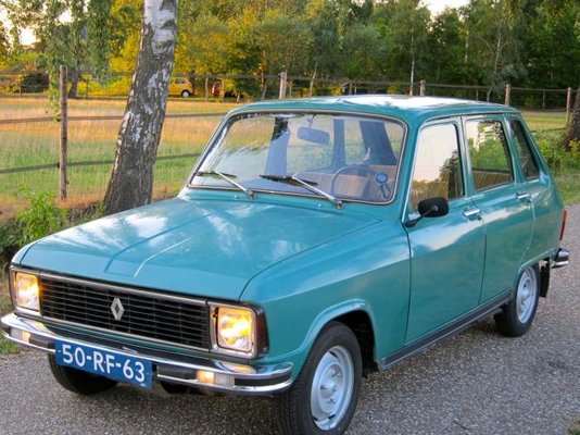 Renault 6.jpg