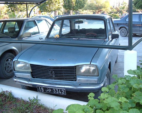 Finally a Peugeot 304 saloon