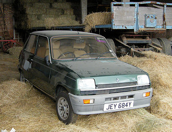 Genuine barn find photo of Renault 5 Mk1