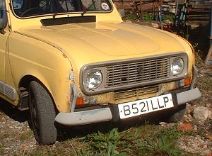 Front of a Renault 4