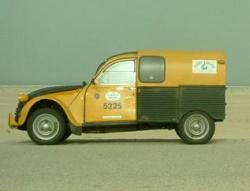 Citroen 2cv on Plymouth-Banjul rally