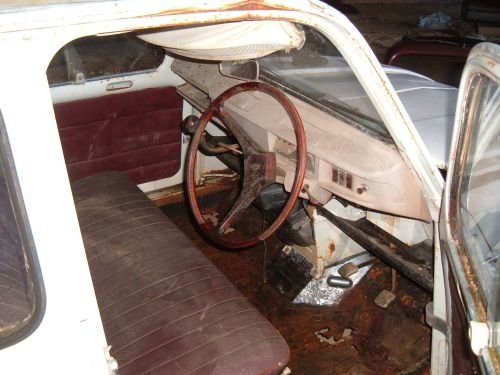 67-interior.jpg