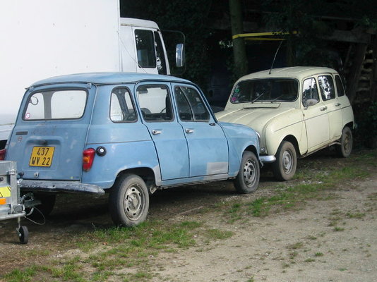 2x R4.jpg