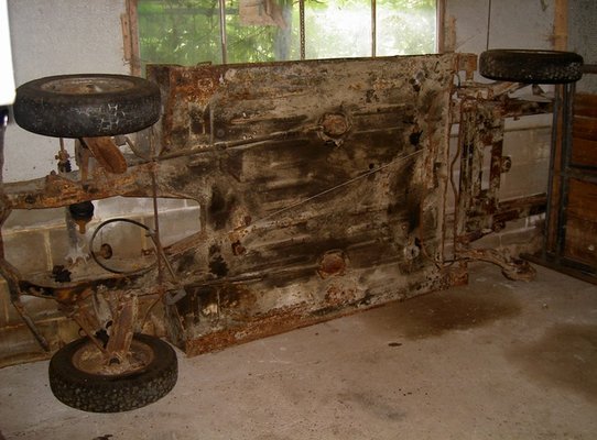 renault4wd chassis1.jpg