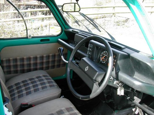 Renalt4Interior.jpg