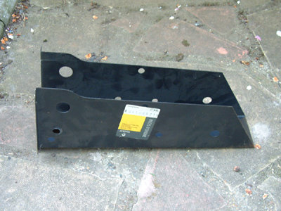 R4chassis 002.jpg