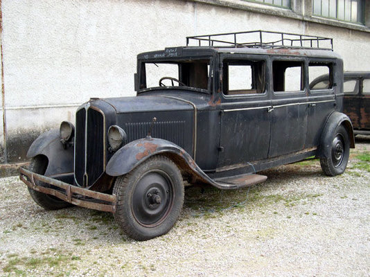 gv_creations_1133302609_renault_mona41.jpg
