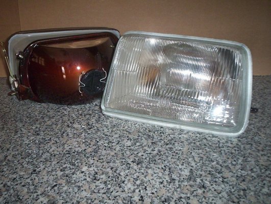 Headlight.JPG