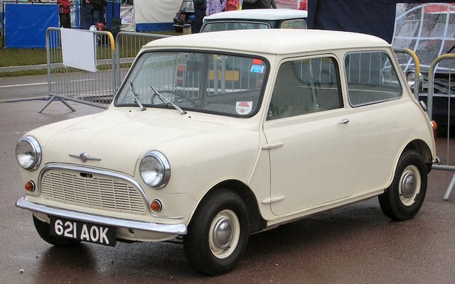 Morris_Mini-Minor_1959.jpg