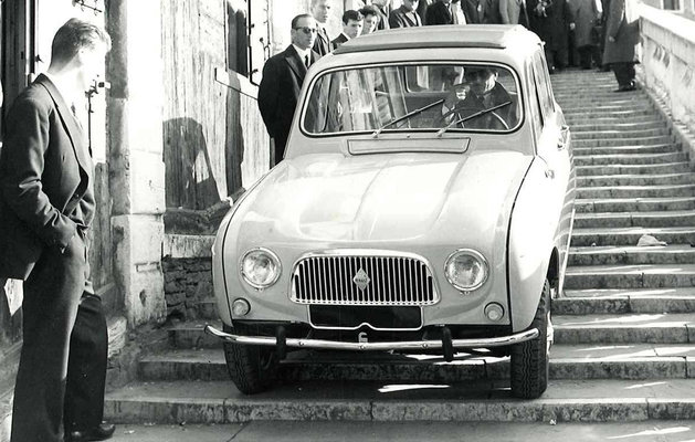 Renault_25407_global_enA.jpg