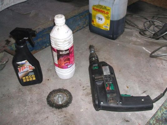 219 Outils et produits.jpg