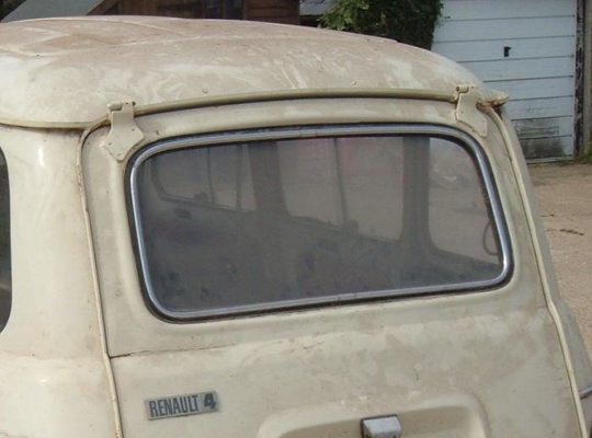 window-trim.jpg