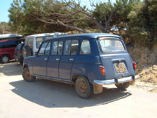 Renault4limo.jpg