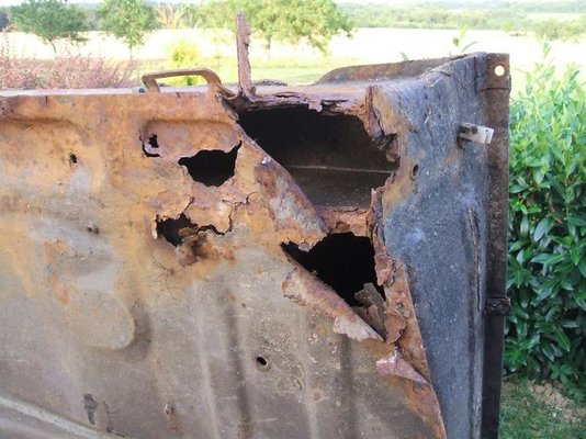 324 Corrosion 4.jpg
