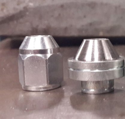 R4wheelnuts.60deg (2).jpg