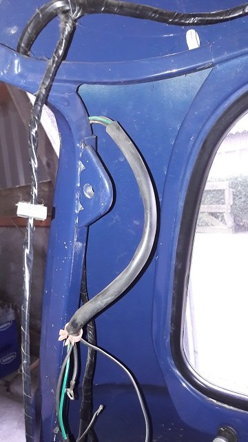 third strongpoint mount rear seatbelt.jpg