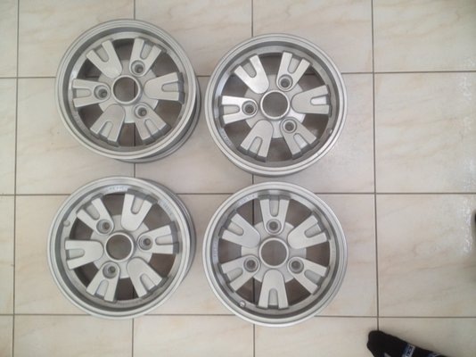 r5 wheels.JPG