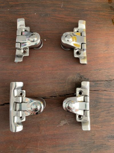 Rear Window Pair Hinge R4 (1).jpeg