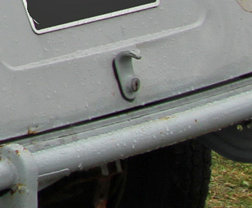 early tailgate latch.jpg