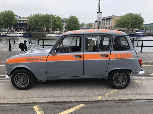 Car1.jpg