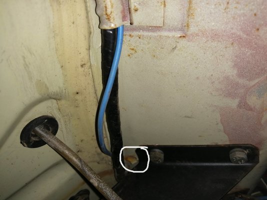 water leak left side.jpg water leak left side.jpg