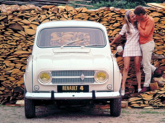 renault_4-1024x768.jpg