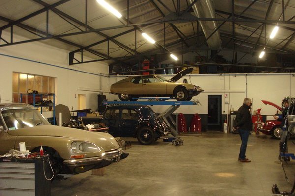 2718 Atelier.JPG