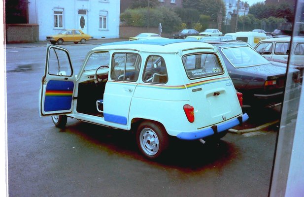 1981 09 110 Renault 4 Jogging.jpg