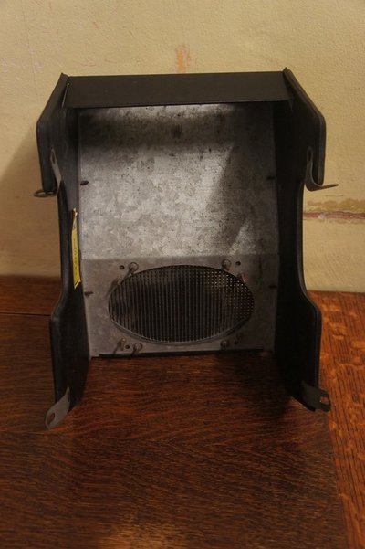 Renault 4 Radio Console (3).JPG