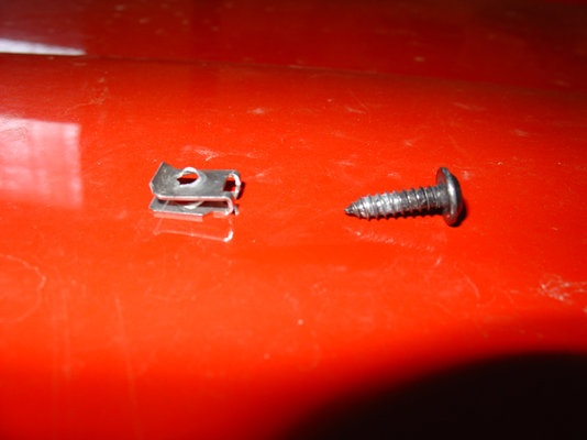 2011.01.16 - Screw + U-plate (3).JPG