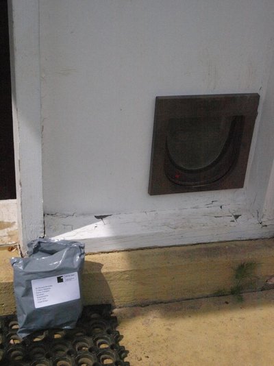 E3268137.jpg
