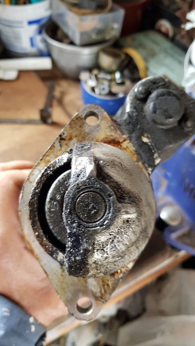 TL starter 2 bolt detail.jpg