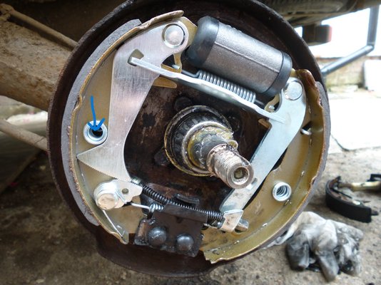 GTL rear brakes inked.JPG