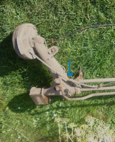 Old axle .JPG