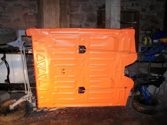 chassis et caisse f4 002.jpg