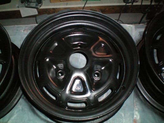 16 nero lucido RAL9005.jpg