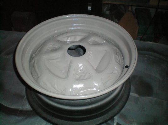18 grigio pietra RAL7030.jpg