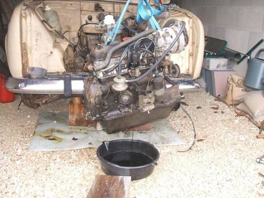 072 Sortie moteur.jpg