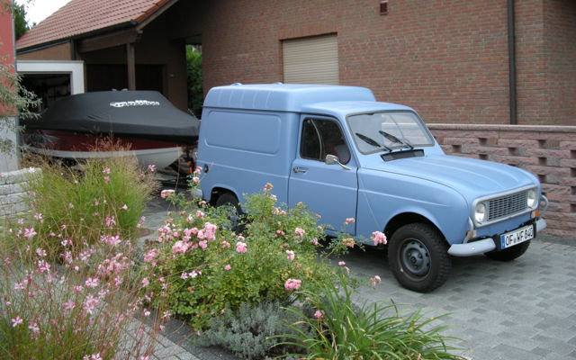 Tow-vehicle.jpg
