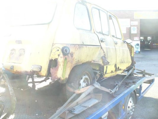 Renault_4_014.jpg