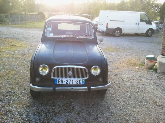1967 RENAULT 4.jpg