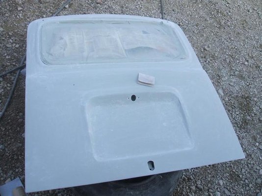183 Capot poncé.jpg