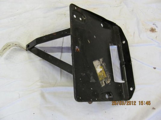 R4 parts 004_001_912x684.jpg