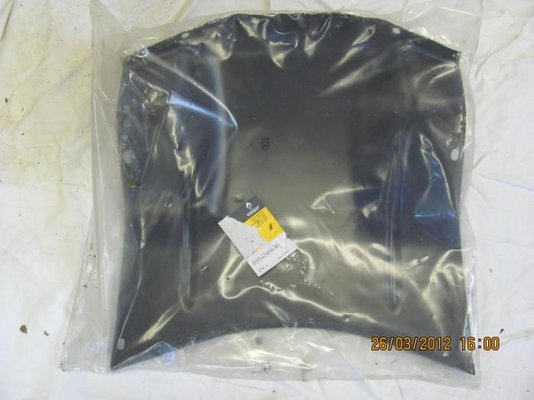 R4 parts 010.jpg