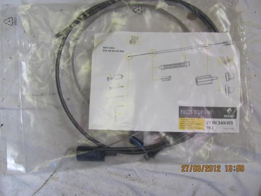 R4 parts 003_001_2736x2052.jpg