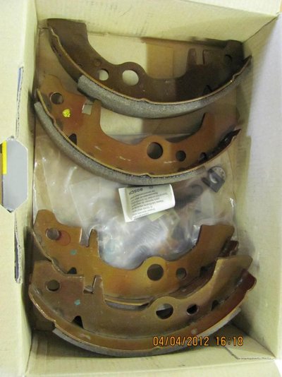 Rear shoe kit.jpg