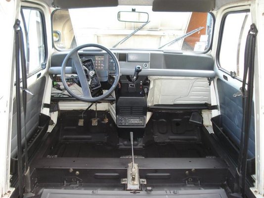 035 Tableau de bord.jpg
