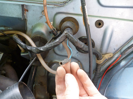 What are these wires? | Renault 4 Forum