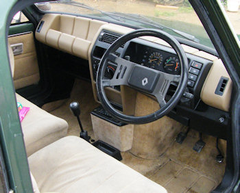 Renault 5 TX Interior