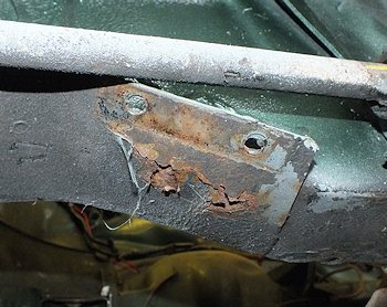 Rust in anti-roll bar mounting